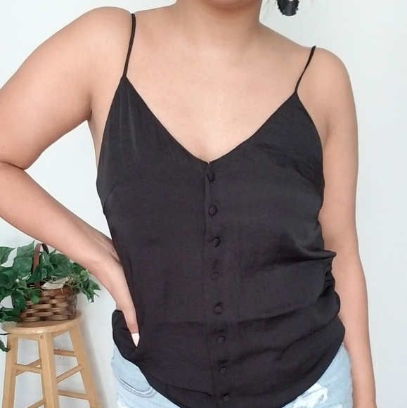 𝘽𝙊𝙂𝙊| FOREST DREAMS BLACK SILKY CAMI TOP - Picture 6 of 9